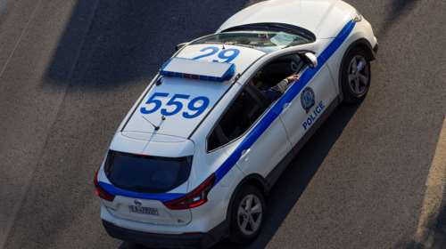 Ασπρόπυργος: Στη φυλακή ο 25χρονος που πυροβόλησε τον 15χρονο ξάδερφό του - &quot;Εκπυρσοκρότησε το όπλο&quot; είπε στην απολογία του