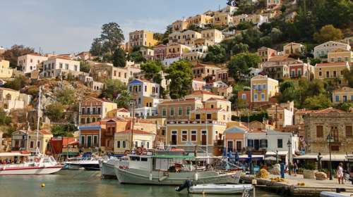 Σύμη: Ψυχολογική υποστήριξη των δύο παιδιών που σχεδίαζαν να σκοτώσουν τη μητέρα της 13χρονης και όχι ποινική δίωξη