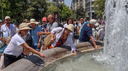 Αφόρητος καύσωνας διαρκείας: Οι περιοχές που μπαίνουν στον &quot;κλίβανο&quot; - Τι δείχνει για τη θερμική καταπόνηση το HEAT-ALARM