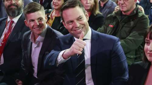 Τάιλερ Μακμπέθ: Θα παντρευτούμε με τον Στέφανο Κασσελάκη στην Ελλάδα το καλοκαίρι [βίντεο]