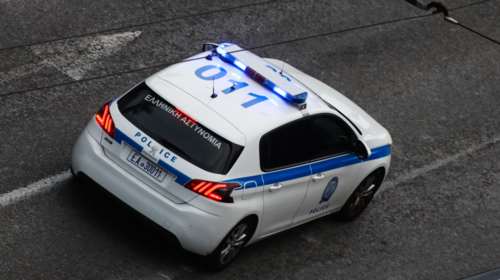 Λέρος: Χειροπέδες σε 58χρονο που έστελνε γυμνές φωτογραφίες σε ανήλικο - Συλλήψεις και στην Κρήτη για πορνογραφία ανηλίκων