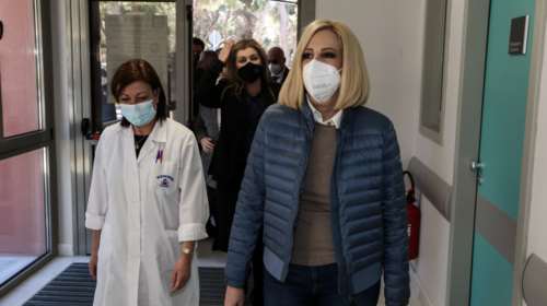 Γεννηματά: Απέτυχε η κυβέρνηση - Δεν πρέπει να γίνει η Αττική Μπέργκαμο, να μπουν στη μάχη όλα τα ιδιωτικά νοσοκομεία