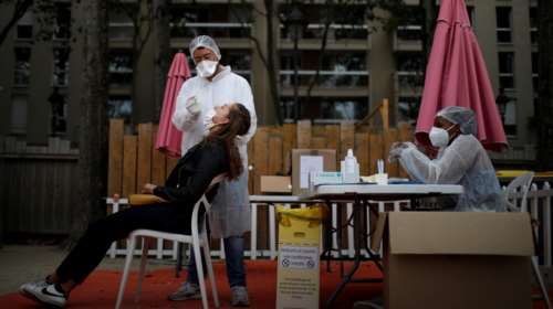 Γαλλία- κορονοϊός: Δεύτερο κύμα από τον Νοέμβριο - Με μάσκες παντού στη Μασσαλία - Κλείνουν τα μπαρ στις 23:00