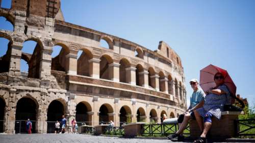 Απίθανα ευρήματα κάτω από το Κολοσσαίο: Βρέθηκαν οστά ζώων, αρχαία νομίσματα και σπόροι φρούτων