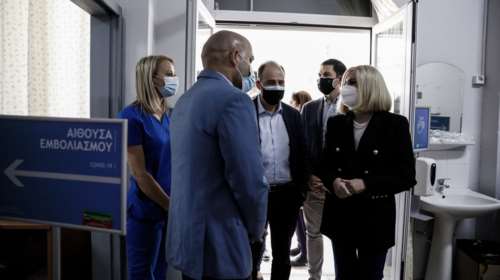 Γεννηματά: Ο εμβολιασμός είναι δικαίωμα στη ζωή - Να μην αφήσουμε αυτή την ελπίδα να πάει χαμένη