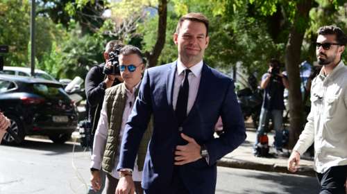 Νέα επίθεση Κασσελάκη στους "87": "Εφηύραν ότι εγώ ζήτησα τη μομφή στον εαυτό μου - Είναι δική τους απόφαση ο δήθεν αποκλεισμός μου"