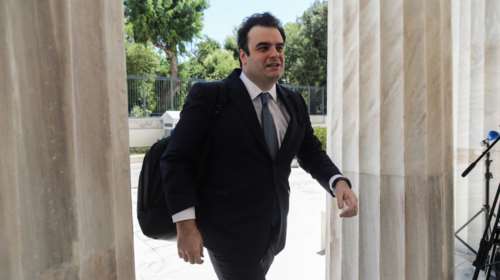 Η ΕφΣυν κάνει νέα επίθεση στον Πιερρακάκη: Η Ελλάδα αλλάζει με έργα, όχι με λάσπη, απαντά ο υπουργός Ψηφιακής διακυβέρνησης