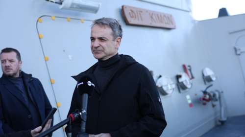 Μητσοτάκης από τη φρεγάτα "Κίμων": Χρέος μου να παραδώσω την πατρίδα πιο ασφαλή από ό,τι την παρέλαβα