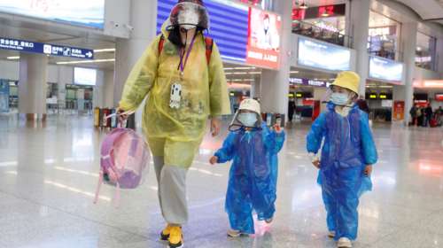 Κορονοϊός: Ο πιο διάσημος Κινέζος επιδημιολόγος δηλώνει: Τέλος με τον ιό μέχρι τον Ιούνιο