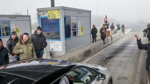 Κλιμακώνουν τις κινητοποιήσεις οι αγρότες: Κλείνουν τη Δευτέρα τις σήραγγες στα Τεμπη – Ανοίγουν την Τρίτη τους δρόμους για Ι.Χ