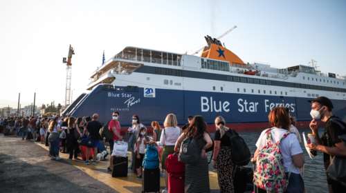 Μαζική έξοδος των αδειούχων  ενόψει του Δεκαπενταύγουστου - Αυξημένη η κίνηση στα λιμάνια