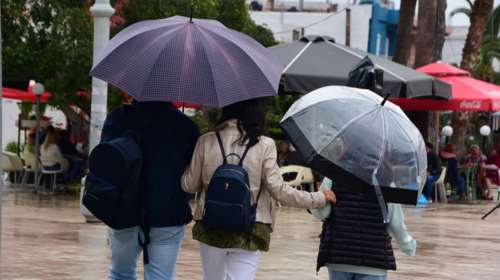 Αλλάζει ο καιρός σήμερα: Καταιγίδες και πτώση της θερμοκρασίας – Πού θα ρίξει χαλάζι