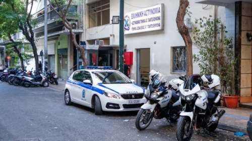 Νέο θρίλερ στον Άγιο Παντελεήμονα: Μαχαιρωμένος Ιρανός καταγγέλλει τον Έλληνα συγκάτοικό του που αναζητείται