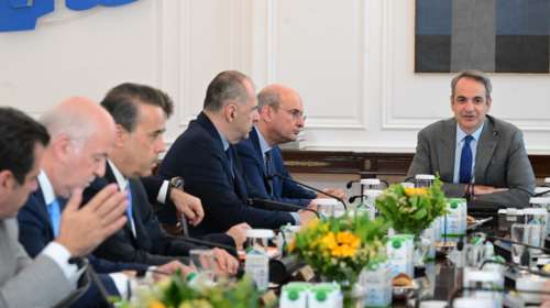 Μητσοτάκης στο υπουργικό: Να μη χαθεί ούτε ένα ευρώ από το Ταμείο Ανάκαμψης - 25 μεταρρυθμίσες ως το τέλος του έτους