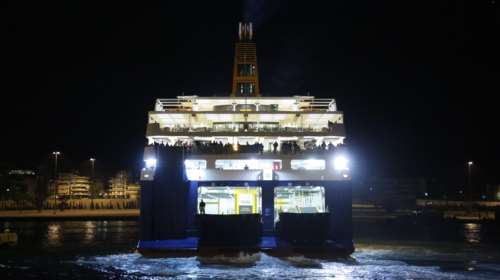 Ρόδος: Συνελήφθη 27χρονος Τούρκος με κάνναβη και σύνεργα χρήσης στο &quot;Blue Star Πάτμος&quot;