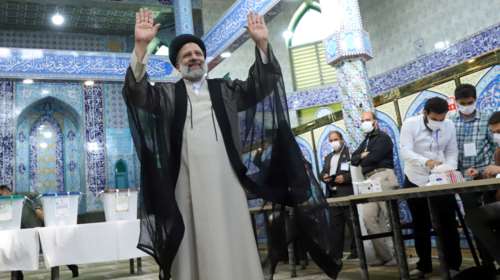 Ιράν: &quot;Εκδίκηση&quot; ορκίζεται το Ιράν για την δολοφονία ενός συνταγματάρχη των Φρουρών της Επανάστασης