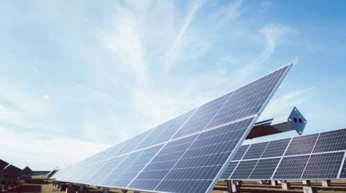 Στρατηγικό deal ΔΕΗ - Mytilineos ύψους €2 δισ. για έργα ΑΠΕ σε 4 χώρες