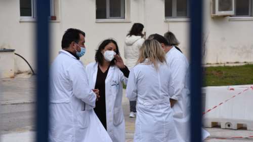 Γνωστή ηθοποιός έκανε βόλτες σε νοσοκομείο και διέσπειρε τον κορονοϊό - Καταγγελία ΠΟΕΔΗΝ