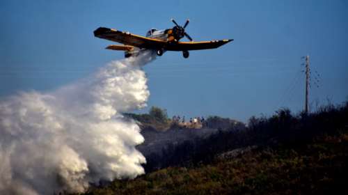 Αρκαδία: Πυρκαγιά στις Λίμνες Μαινάλου – Επιχειρούν εναέρια μέσα