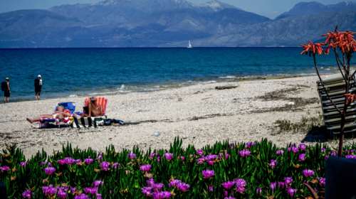 Μερομήνια 2025: Πώς θα είναι ο καιρός του καλοκαιριού - Τι θα συμβεί με τους καύσωνες