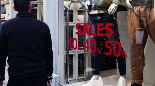 Χειμερινές εκπτώσεις: Πότε αρχίζουν, ποια Κυριακή θα είναι ανοιχτά τα μαγαζιά - Τι να προσέχετε στις προσφορές