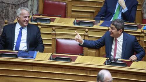 Δικογραφία ΟΠΕΚΕΠΕ: &quot;Γνωρίζω πολύ καλά τι έχω πράξει&quot; - &quot;Όλοι είμαστε ίσοι απέναντι στο νόμο&quot; - Οι αντιδράσεις Βορίδη - Αυγενάκη