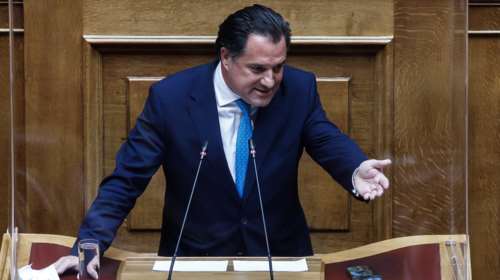 Η γκάφα του Γεωργιάδη με τα βαφτίσια που έκανε άνω κάτω την κυβέρνηση - Το παρασκήνιο και το τηλεφώνημα με Μητσοτάκη