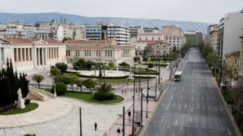 Κορονοϊός - Ανάλυση Guardian: Γιατί η ανατολική Ευρώπη και η Ελλάδα υπέφεραν λιγότερο από την πανδημία