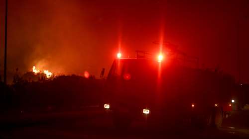 Φωτιά στη Βοιωτία: Τέσσερα ανεξέλεγκτα μέτωπα - Δραματικό το βράδυ [Βίντεο]