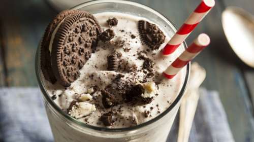 Smoothie με παγωτό βανίλια και μπισκότο - Το καλύτερο επιδόρπιο για τις ημέρες του καύσωνα