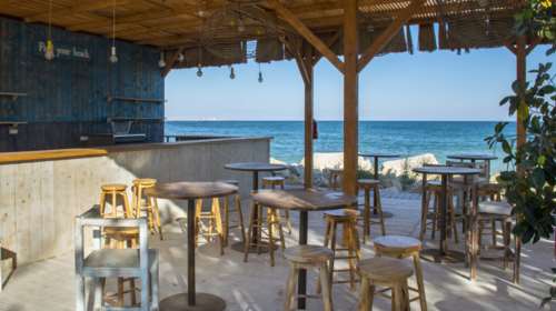 ΑΑΔΕ: Λουκέτο σε δυο επιχειρήσεις στην Ρόδο και την Μεσσηνία - &quot;Ξεχνούσαν&quot; να κόψουν αποδείξεις