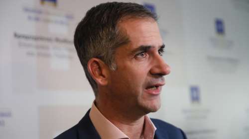 Στην Αθήνα η Σύνοδος Κορυφής Δημάρχων κατά του αντισημιτισμού - Επίσημος καλεσμένος ο δήμαρχος της Ν. Υόρκης