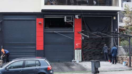 Γλυφάδα: Ισχυρή έκρηξη σε πλυντήριο αυτοκινήτων - Μεγάλες υλικές ζημιές [βίντεο]