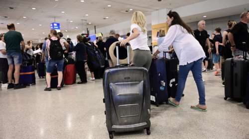 Χωρίς αεροπλάνα στις 28 Φεβρουαρίου λόγω απεργίας της ΑΔΕΔΥ