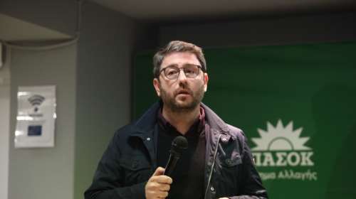 Επίσκεψη Ανδρουλάκη στα Καλάβρυτα: Εθνικό αίτημα οι γερμανικές αποζημιώσεις