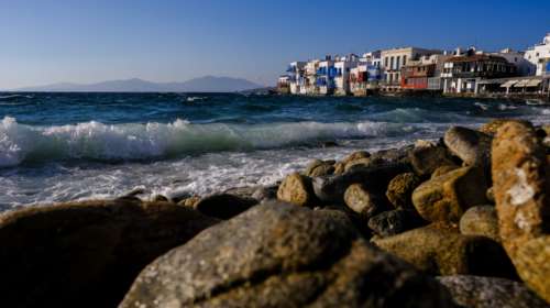 Μύκονος: Καταγγελίες σοκ από την πρόεδρο των αρχαιολόγων - Οι απειλές από ένοπλους μπράβους και οι μαφιόζικες πρακτικές