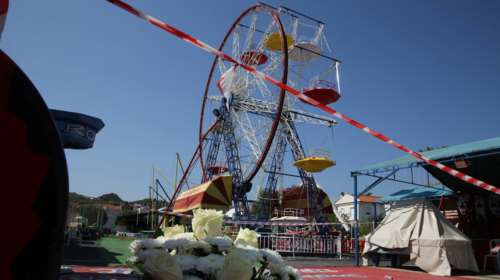 Χαλκιδική: Αστείες δικαιολογίες και προφάσεις από τη Δήμαρχο Κασσάνδρας για το μοιραίο λούνα παρκ που λειτουργούσε χωρίς άδεια