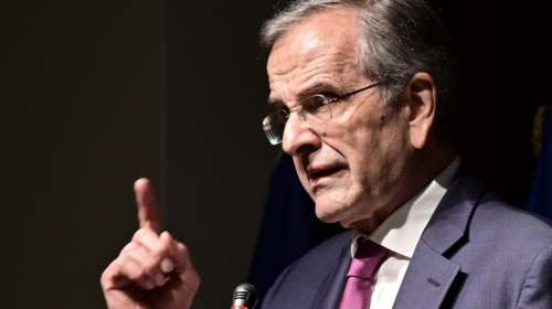 Παρέμβαση Σαμαρά για Τέμπη: Οι γονείς έχουν δικαίωμα να ξέρουν εάν τα λείψανα που τους παραδόθηκαν ανήκουν στα παιδιά τους