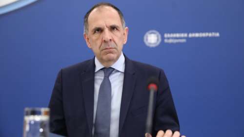 Ο Γεραπετρίτης διαψεύδει τον Τούρκο υπουργό Αμυνας: Το ιταλικό πλοίο στην Κάσο δεν ζήτησε άδεια από την Αγκυρα