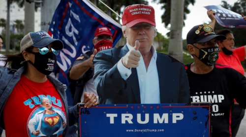 Eξοργιστικός ο Τραμπ: O κορονοϊός είναι λιγότερο θανατηφόρος από τη γρίπη - Σάλος από νέο tweet