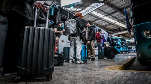 Κορυφώνεται η έξοδος για τα Χριστούγεννα σε ΚΤΕΛ και εθνικές οδούς - Συστάσεις για αλυσίδες