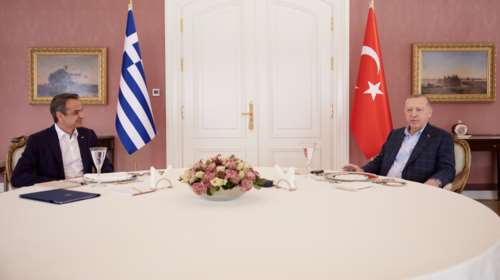 Ελληνοτουρκικά: Δίαυλος επικοινωνίας Παναγιωτόπουλου - Ακάρ, αλλά η Αθήνα κρατά μικρό καλάθι