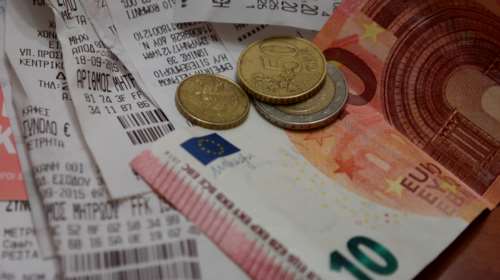 Ηλεκτρονικές αποδείξεις: Αυτά είναι τα 20 επαγγέλματα που δίνουν έξτρα έκπτωση φόρου