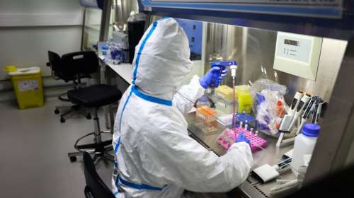 Επιδημία γρίπης σαρώνει τη Γαλλία - Εφιάλτης ο αριθμός των κρουσμάτων που αναμένεται να αυξηθεί σημαντικά