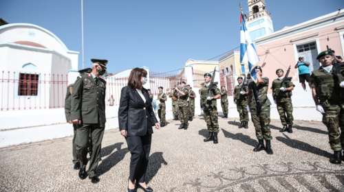 Έφτασε στο Καστελόριζο η Κατερίνα Σακελλαροπούλου [εικόνες]