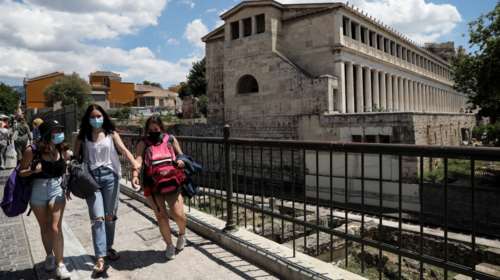 Βασιλακόπουλος: Ο κορονοϊός δεν έχει φύγει - Πρωτοφανής η έξαρση της πανδημίας [βίντεο]