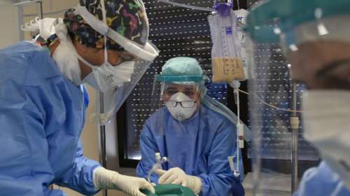 Θερίζει ο κορονοϊός: 901 νεκροί σε 21 μέρες και τα πάρτι συνεχίζονται - Γιατί δεν πέφτουν τα κρούσματα στη Θεσσαλονίκη