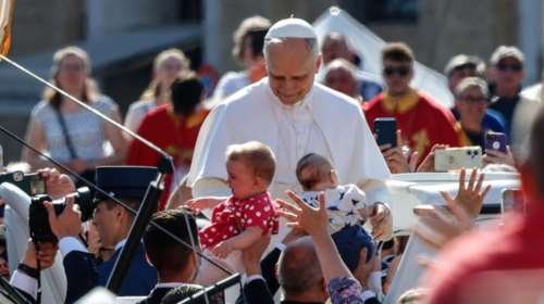 Live η τελετή ενθρόνισης του πάπα Λέοντα του ΙΔ’ στο Βατικανό - Παρουσία ξένων ηγετών και 250.000 χιλιάδων πιστών