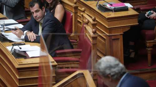 Σκληρή επίθεση Πολάκη σε Πλεύρη: Βαρκάρη του Αχέροντα έπρεπε να σε λένε - Η μελέτη Λύτρα ξεβράκωσε την κυβέρνηση