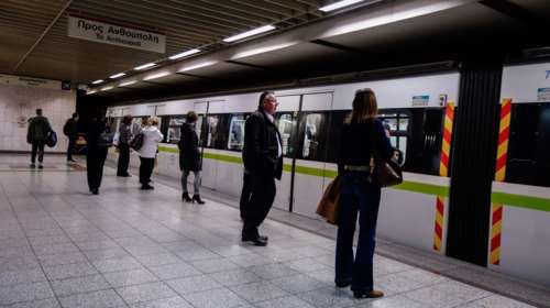 Πώς θα κινηθούν τα ΜΜΜ έως τα Θεοφάνεια - Τα τελευταία δρομολόγια την παραμονή της Πρωτοχρονιάς